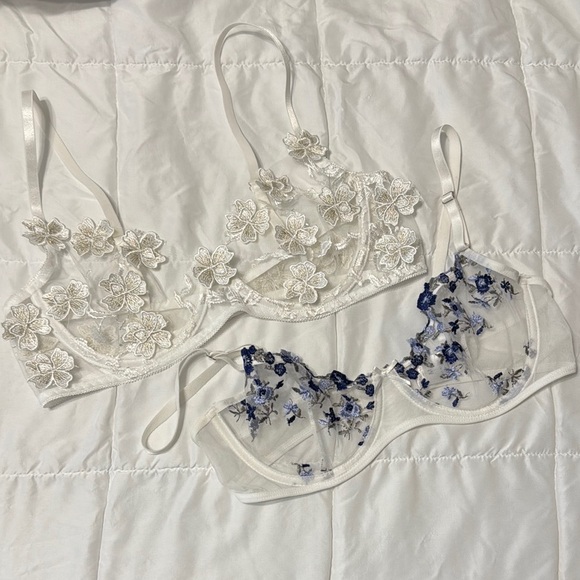 Floral Lace Wired Bra Bundle - White and Blue - Picture 1 of 3